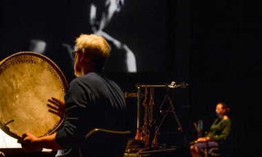 Vlaams Radiokoor, HERMESensemble & Muziektheater Transparant olv. Wim Henderickx